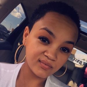 Meet your Posher, April